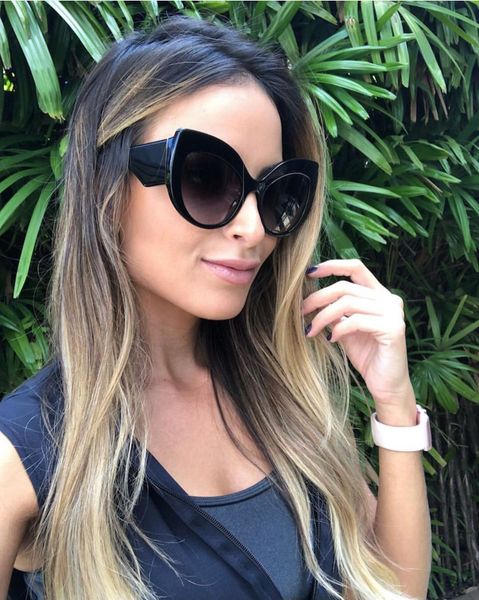 oversized stunning sunglasses for women to wear in summer fashion luxury designer chic modern shades sun glasses eyewear gifts with box case, White;black
oversized stunning sunglasses for women to wear in summer fashion luxury designer chic modern shades sun glasses eyewear gifts with box case, White;black