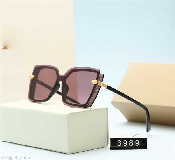2023 luxury designer summer style temperament women sunglasses super light uv protection fahion mixed color come with box glass, White;black
2023 luxury designer summer style temperament women sunglasses super light uv protection fahion mixed color come with box glass, White;black