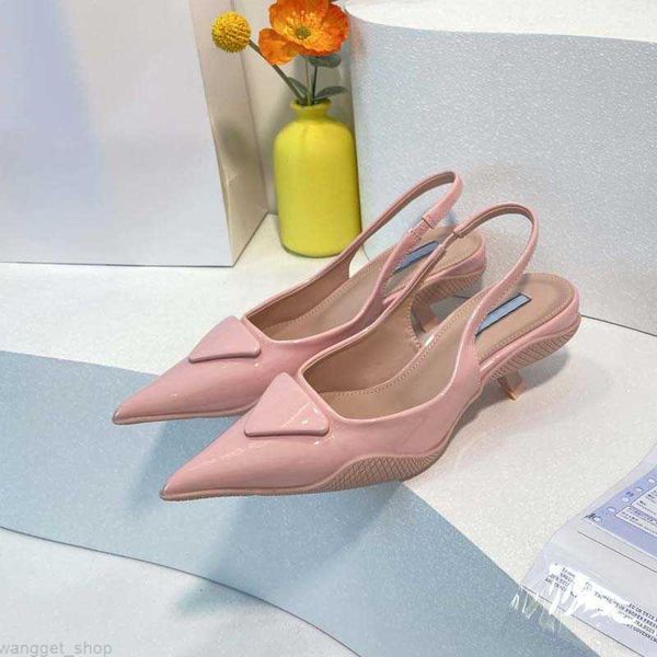 women sandals lady sandals slides shoes summer damen fashion beach thick bottom slippers alphabet leather high heel starz black good
women sandals lady sandals slides shoes summer damen fashion beach thick bottom slippers alphabet leather high heel starz black good