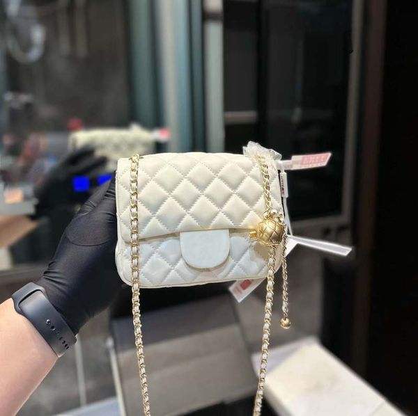 Designer Bag Chain Bag Flip Shoulder High Quality Luxury Designer Handbag Silver Chain Leather Solid Buckle Square Stripe Womens Messenger, #5
Designer Bag Chain Bag Flip Shoulder High Quality Luxury Designer Handbag Silver Chain Leather Solid Buckle Square Stripe Womens Messenger, #5