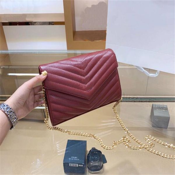 fashion women luxurys designers bags real leather handbags messenger crossbodybackpack chain shoulder bag totes travel bag
fashion women luxurys designers bags real leather handbags messenger crossbodybackpack chain shoulder bag totes travel bag