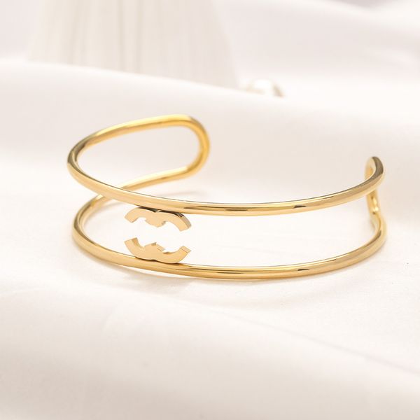 womens channel love gifts bangle 18k gold plated luxury designer jewelry cuff bracelet celtic style wedding party open bracelet wholesale zg, Black
womens channel love gifts bangle 18k gold plated luxury designer jewelry cuff bracelet celtic style wedding party open bracelet wholesale zg, Black
