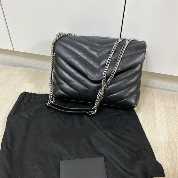 pillow designer bags pure color shoulder bag cowhide leather modern black letters decoration chain straps satin lining quilted bags lady par
pillow designer bags pure color shoulder bag cowhide leather modern black letters decoration chain straps satin lining quilted bags lady par