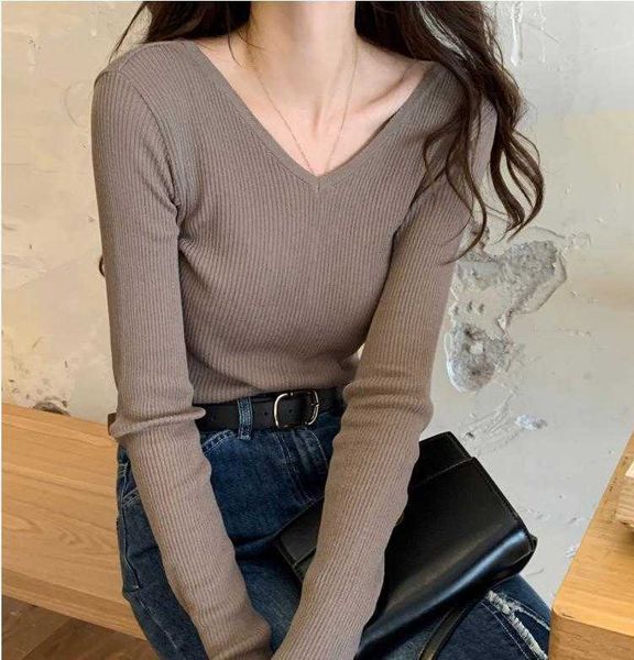 front and back v neck ribbing bottoming sweater women fall winter slim long sleeve, White;black
front and back v neck ribbing bottoming sweater women fall winter slim long sleeve, White;black