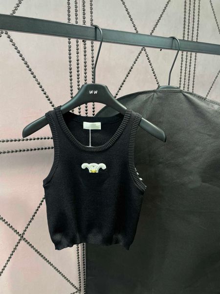 23ss halter vest womens designer clothing tank sling round neck embroidered logo camisole knitted vest slim vest women clothing, Black;white
23ss halter vest womens designer clothing tank sling round neck embroidered logo camisole knitted vest slim vest women clothing, Black;white