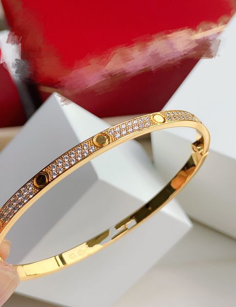 luxury classic bracelet designer bracelets gold bracelet cuffs jewelry womens luxury bracelets designer jewelry design diamond love wedding, White
luxury classic bracelet designer bracelets gold bracelet cuffs jewelry womens luxury bracelets designer jewelry design diamond love wedding, White