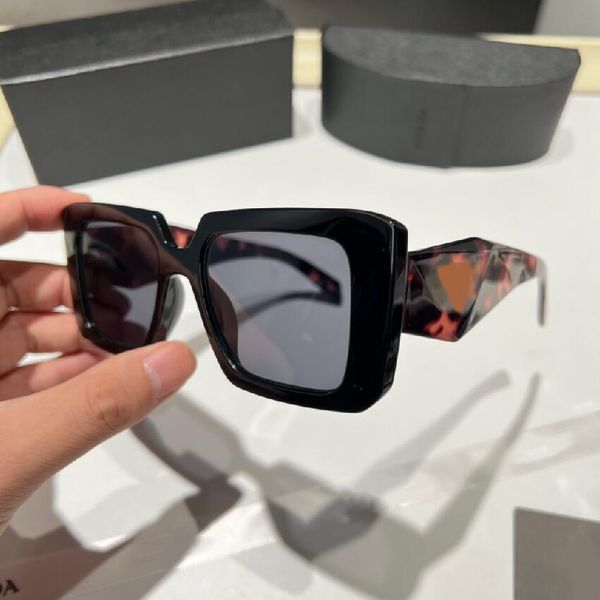 622s er designer sunglass with letters sun glasses for men woman goggle popular eyewear beach sunglasses 6 colors with gift box, White;black
622s er designer sunglass with letters sun glasses for men woman goggle popular eyewear beach sunglasses 6 colors with gift box, White;black