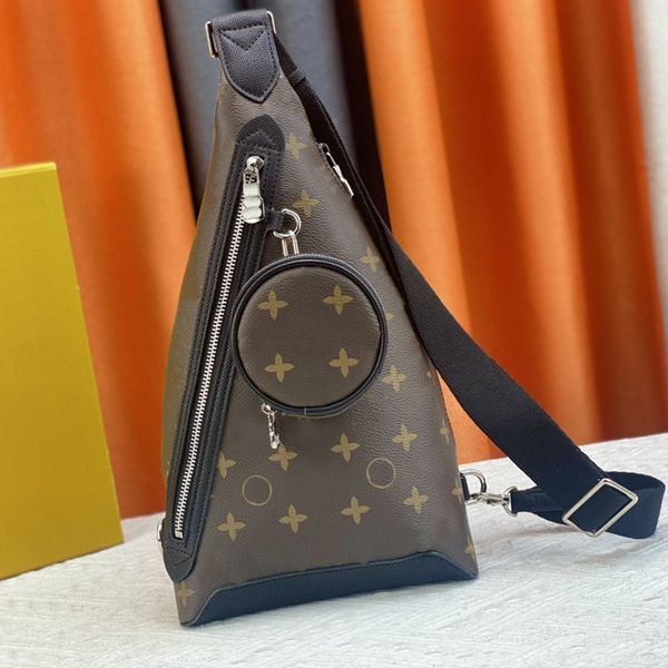 designer bag m30936 mens vintage print shoulder bag fashionable real leather bag canvas bag design sense splicing package
designer bag m30936 mens vintage print shoulder bag fashionable real leather bag canvas bag design sense splicing package
