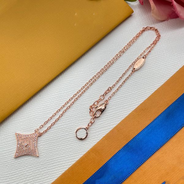 women luxury designer pendant necklaces louisity brand fashion jewelry metal letter viutonity crystal for woman trend chains necklace cjewel, Silver
women luxury designer pendant necklaces louisity brand fashion jewelry metal letter viutonity crystal for woman trend chains necklace cjewel, Silver