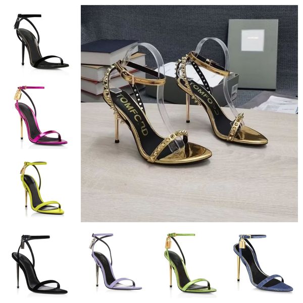 23s elegant brand women shoes padlock pointy naked sandals shoes hardware lock and key woman metal stiletto heel party dress wedding eu35-43, Black
23s elegant brand women shoes padlock pointy naked sandals shoes hardware lock and key woman metal stiletto heel party dress wedding eu35-43, Black