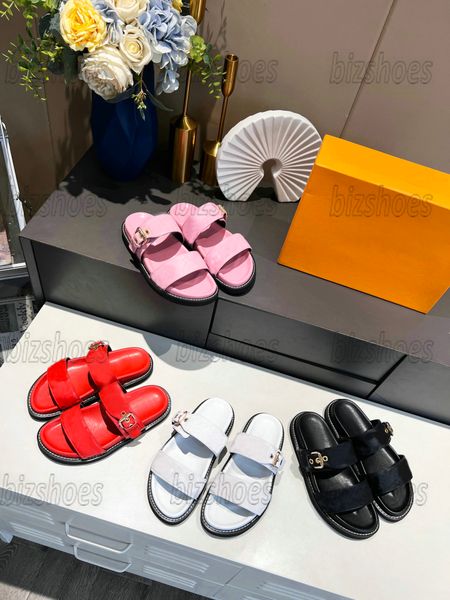 monograms slipper women's flat mules bom dia mule sandals cosy flat comfort slip on clog for women two strap sandal slide, Black
monograms slipper women's flat mules bom dia mule sandals cosy flat comfort slip on clog for women two strap sandal slide, Black