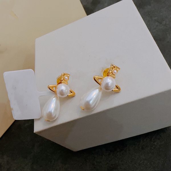 fashion designer brand stud earrings luxury planet women jewelry saturn earing metal pearl earring cjeweler woman orecchini ol, Golden;silver
fashion designer brand stud earrings luxury planet women jewelry saturn earing metal pearl earring cjeweler woman orecchini ol, Golden;silver