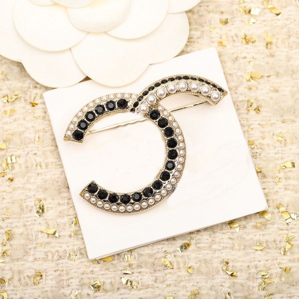 2023 luxury quality charm brooch with diamond black diamond and nature shell have box stamp simple design ps7826a, Golden
2023 luxury quality charm brooch with diamond black diamond and nature shell have box stamp simple design ps7826a, Golden