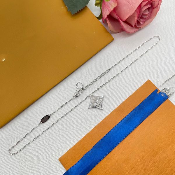women luxury designer pendant necklaces louisity brand fashion jewelry metal letter viutonity crystal for woman trend chains necklace cjewel, Silver
women luxury designer pendant necklaces louisity brand fashion jewelry metal letter viutonity crystal for woman trend chains necklace cjewel, Silver