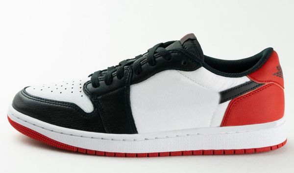 authentic 1 low og black toe shoes white black varsity red men women outdoors sports sneakers with original box cz0790-106
authentic 1 low og black toe shoes white black varsity red men women outdoors sports sneakers with original box cz0790-106