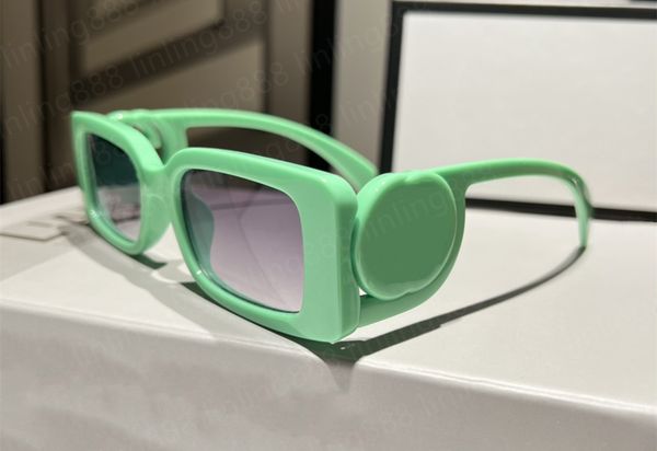 luxury designer sunglasses for women summer style 1325s sunglasses anti-ultraviolet retro square frame fashion eyeglasses come with package, White;black
luxury designer sunglasses for women summer style 1325s sunglasses anti-ultraviolet retro square frame fashion eyeglasses come with package, White;black
