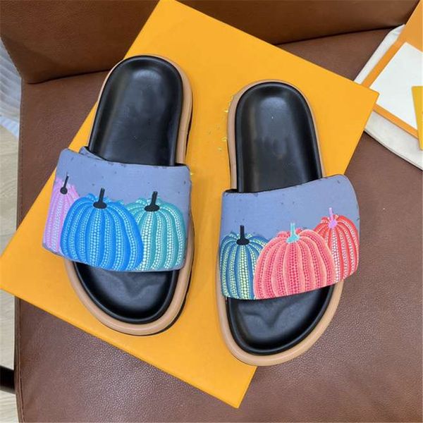 fashion slippers 2023 luxury design summer men and women flat shoes thick sole leather rubber letter logo casual cartoon slippers viuity 07-, Black
fashion slippers 2023 luxury design summer men and women flat shoes thick sole leather rubber letter logo casual cartoon slippers viuity 07-, Black