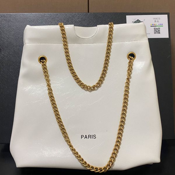 large capacity shopping bag luxury tote bag chain shoulder hobo bags plain fashion letter print cowhide genuine leather internal zipper pock
large capacity shopping bag luxury tote bag chain shoulder hobo bags plain fashion letter print cowhide genuine leather internal zipper pock