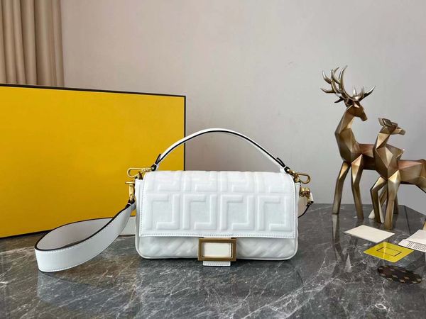 10a mirror brand sheep leather 26cm handbag shoulder bag messenger bag with dustbag.
10a mirror brand sheep leather 26cm handbag shoulder bag messenger bag with dustbag.