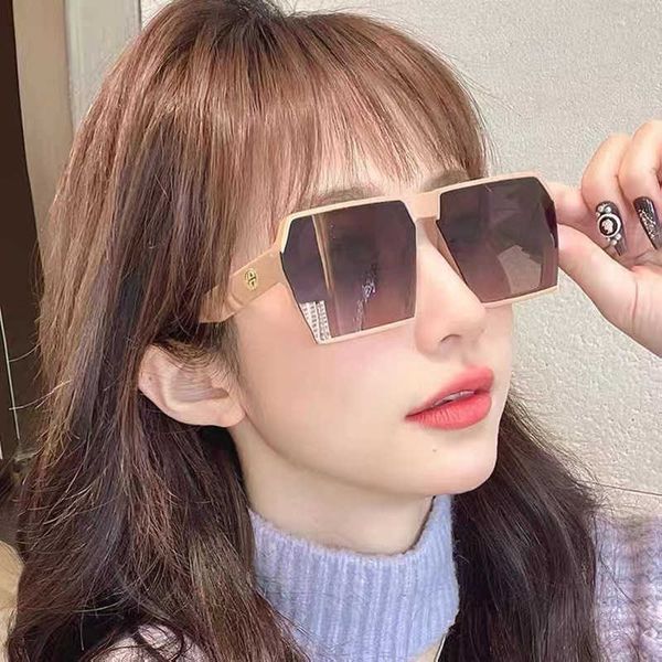 net red rice noodles frame temperament glasses fashion simple big frame plain face sun protection sunglasses square sunglasses, White;black
net red rice noodles frame temperament glasses fashion simple big frame plain face sun protection sunglasses square sunglasses, White;black