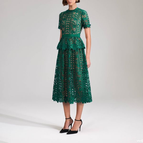fanncy dress crew neck short sleeve lace hollow out gatered waist green mid dress, Black;gray
fanncy dress crew neck short sleeve lace hollow out gatered waist green mid dress, Black;gray