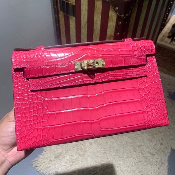22cm totes bag designers mini handbag handmade quality brand purse calf leather with crocodile grain wax stitching green grey many colors
22cm totes bag designers mini handbag handmade quality brand purse calf leather with crocodile grain wax stitching green grey many colors