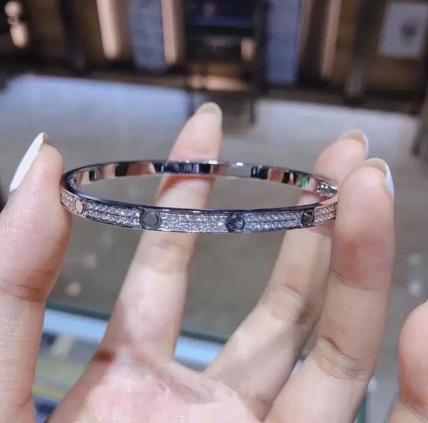 classic bracelets designer for women designer bracelet cuffs gold bracelet designer jewelry luxury bracelets rose gold diamond screw love br, White
classic bracelets designer for women designer bracelet cuffs gold bracelet designer jewelry luxury bracelets rose gold diamond screw love br, White