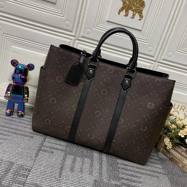 mt tote tote briefcase lapbag designer shoulder angled underarm leather luxury business office work pocket m46451
mt tote tote briefcase lapbag designer shoulder angled underarm leather luxury business office work pocket m46451