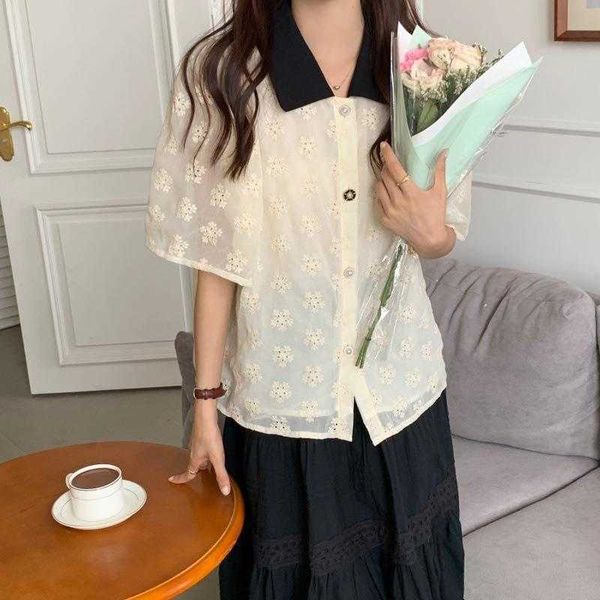 summer retro womens blouses contrast color lapels flower cutout embroidered, White 
summer retro womens blouses contrast color lapels flower cutout embroidered, White
