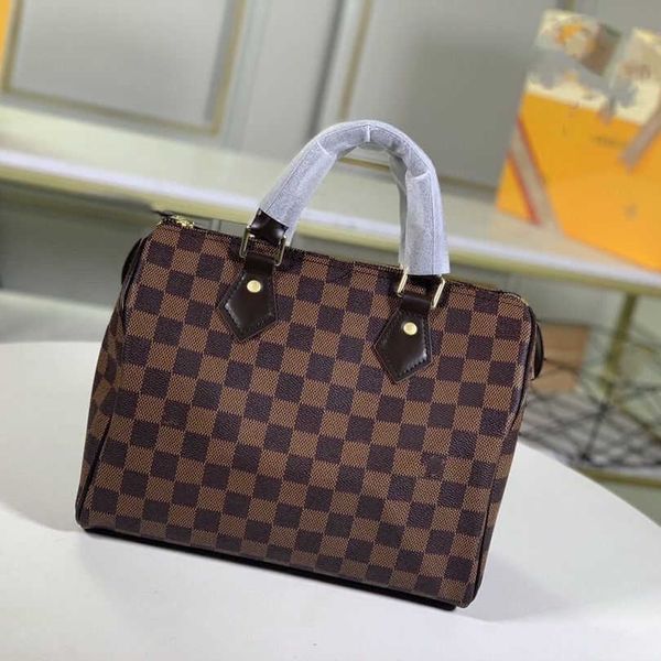 evening bags 2023 new versatile fashion boston fashion bag portable boston women's bag old flower chess and card checker strapless styl
evening bags 2023 new versatile fashion boston fashion bag portable boston women's bag old flower chess and card checker strapless styl