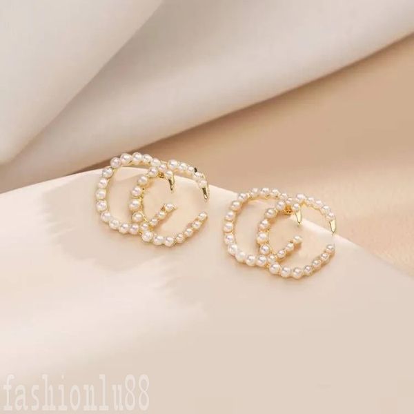 diamond designer earrings love letter luxury earrings ladies hypoallergenicity modern style fashion accessories exquisite letters stud earin, Golden;silver
diamond designer earrings love letter luxury earrings ladies hypoallergenicity modern style fashion accessories exquisite letters stud earin, Golden;silver