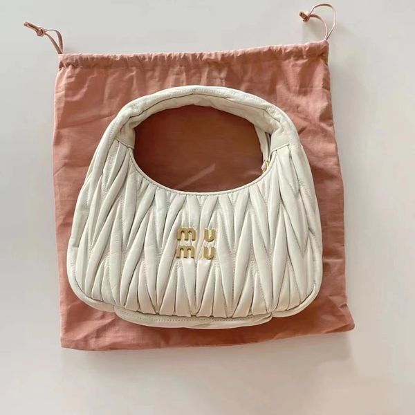 men wander matelasse miu crossbody bags hobo underarm handle women the tote bag miui pochette luxury designers handbag with satchel leather
men wander matelasse miu crossbody bags hobo underarm handle women the tote bag miui pochette luxury designers handbag with satchel leather