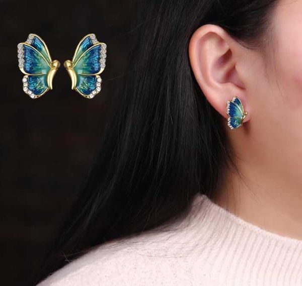 stud dome cameras delysia king women 2021 trendy blue butterfly ear studs high grade crystal elegant temperament banquet jewellery p230411, Golden;silver
stud dome cameras delysia king women 2021 trendy blue butterfly ear studs high grade crystal elegant temperament banquet jewellery p230411, Golden;silver
