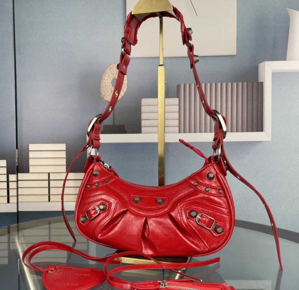 shoulder bags 2022 7a women lady le cagole motorcycle shoulder luxury designers genuine leathers crossbody clutch wallet purse pochette
shoulder bags 2022 7a women lady le cagole motorcycle shoulder luxury designers genuine leathers crossbody clutch wallet purse pochette