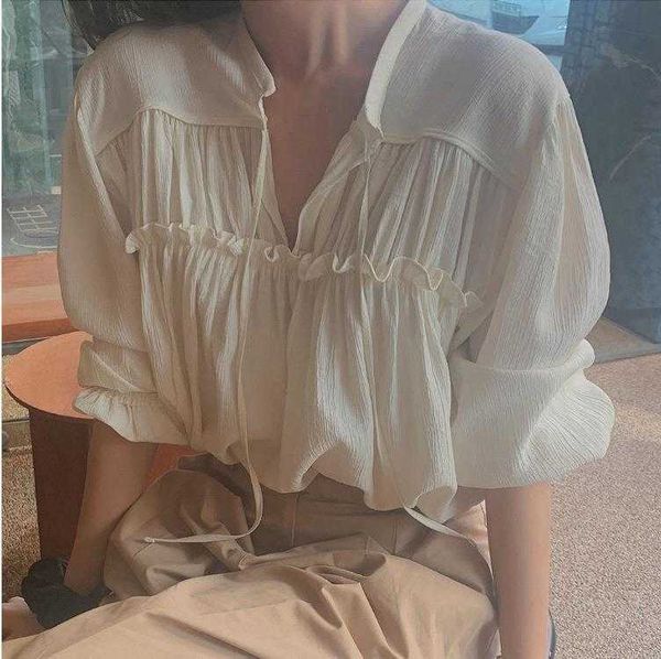 fall sweet shirt tie neck v pleated wooden ear solid color loose pullover lantern, White
fall sweet shirt tie neck v pleated wooden ear solid color loose pullover lantern, White
