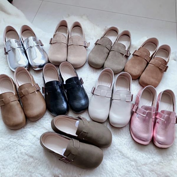 boston soft footbed slipper loafer sneakers suede leather logo slides shoes women clogs buckle strap trainers designer outdoor clog designer, Black 
boston soft footbed slipper loafer sneakers suede leather logo slides shoes women clogs buckle strap trainers designer outdoor clog designer, Black