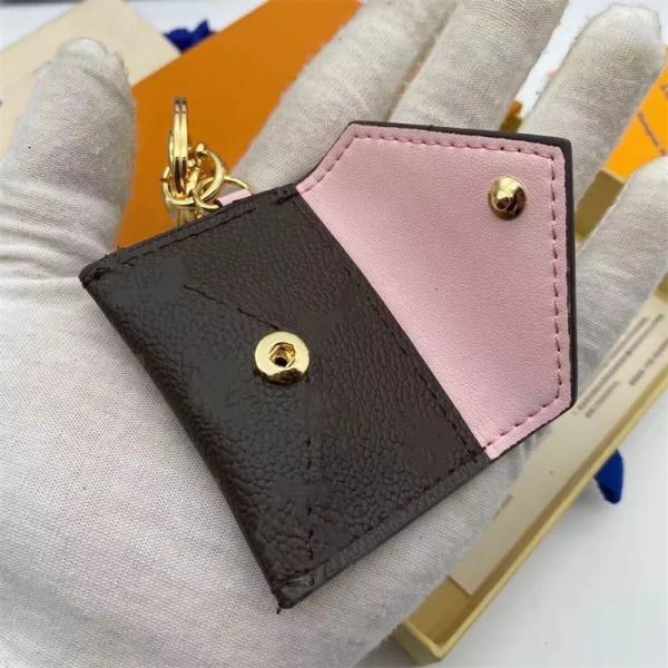 7a luxurys keychain key ring bag chain case handbags hook designer keys holder packet bags hanger airpods cases earphone accessories mini cl, Red;black
7a luxurys keychain key ring bag chain case handbags hook designer keys holder packet bags hanger airpods cases earphone accessories mini cl, Red;black