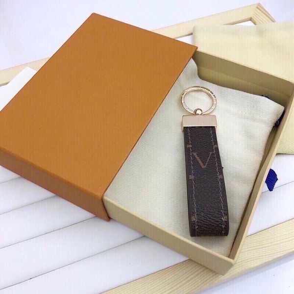 Portable Dragonne Keychains Lanyards Luxury Mens Keyring Gold Plated Buckle Lanyard Letter Key Chain Women Men Portachiavi Charm Car Leather Classic
Portable Dragonne Keychains Lanyards Luxury Mens Keyring Gold Plated Buckle Lanyard Letter Key Chain Women Men Portachiavi Charm Car Leather Classic