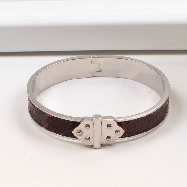 fashion designer women gold bangle bracelet charm delicate invisible luxury jewelry new magnetic buckle gold leather bracelet wristband watc, Black
fashion designer women gold bangle bracelet charm delicate invisible luxury jewelry new magnetic buckle gold leather bracelet wristband watc, Black