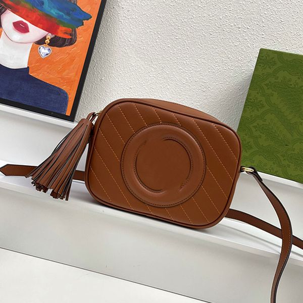 clutch camera bag women crossbody handbags letter shoulder bags zipper closure tassels leather quilting thread cross body wallet cell phone
clutch camera bag women crossbody handbags letter shoulder bags zipper closure tassels leather quilting thread cross body wallet cell phone
