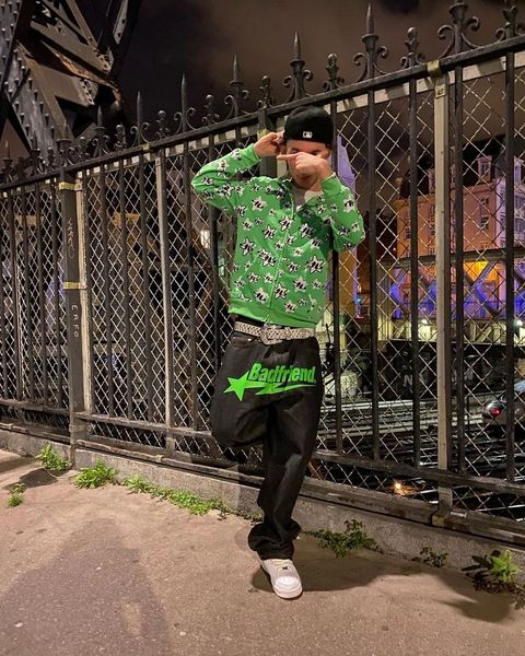 2023 designer mens jeans university y2k badfriend hip hop letter printed black pants men women fashion rock wide trouser streetwearq3od, Blue
2023 designer mens jeans university y2k badfriend hip hop letter printed black pants men women fashion rock wide trouser streetwearq3od, Blue