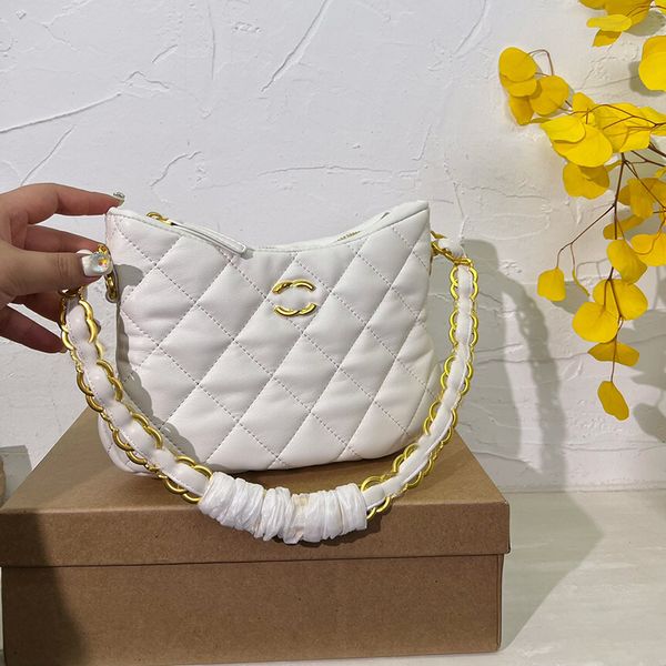 designer womens shoulder bag underarm bag genuine leather gold hardware letter chain handbag clamshell spread seam turn buckle brand women b
designer womens shoulder bag underarm bag genuine leather gold hardware letter chain handbag clamshell spread seam turn buckle brand women b