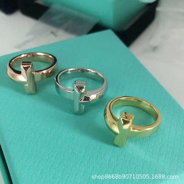 high version s925 sterling silver tiffay t1 double t ring star 18k rose gold t-shaped couple with packaging
high version s925 sterling silver tiffay t1 double t ring star 18k rose gold t-shaped couple with packaging