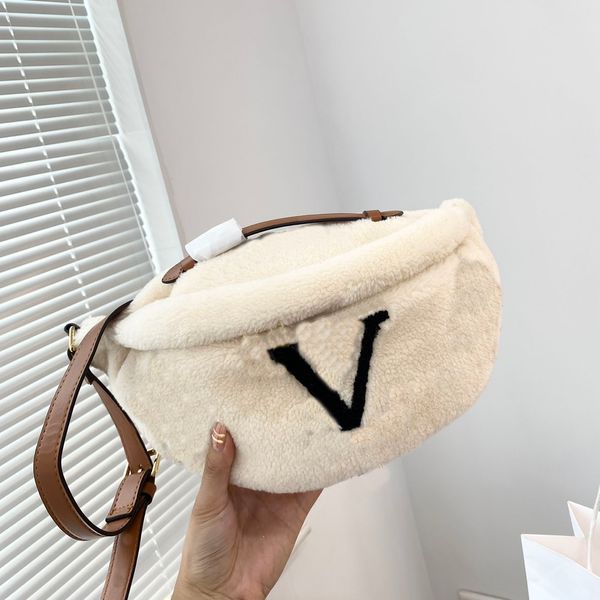 

Women Winter Felt Waist Bag Rabbit Fur Designer Chest Bags Interior Large Capacity Shoulder Bag Fashion Letter Convenient Crossbody Bags Essential for Winter Out, A3-30x18cm
