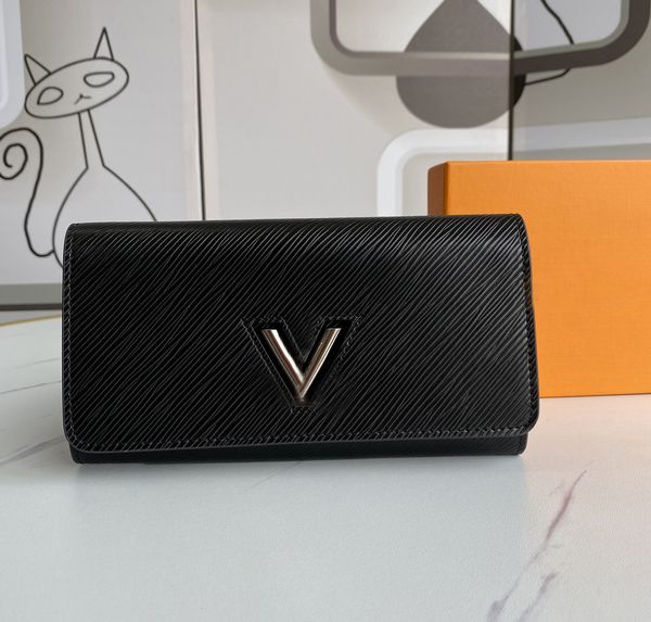 fashion designer womens wallets luxury twist purses flower metal letter credit card holders ladies long slim money clutch bags with box high, Red;black
fashion designer womens wallets luxury twist purses flower metal letter credit card holders ladies long slim money clutch bags with box high, Red;black