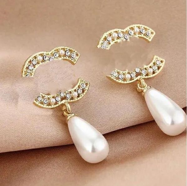3style classic vintage style letter designer 18k plated stud brand letter pearl earrings for women jewelry accessories wedding gifts, Golden;silver
3style classic vintage style letter designer 18k plated stud brand letter pearl earrings for women jewelry accessories wedding gifts, Golden;silver