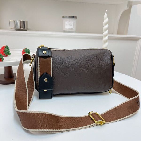day packs urban minimalist trend chain crossbody bag, single shoulder bag, large capacity multifunctional, large brand women's bag, env
day packs urban minimalist trend chain crossbody bag, single shoulder bag, large capacity multifunctional, large brand women's bag, env