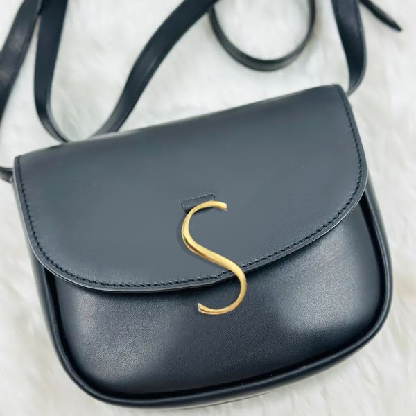 7a quality designer bag kaia saddle crossbody bags summer purse luxury women pochette with genuine leather mens the tote bag chain metal han
7a quality designer bag kaia saddle crossbody bags summer purse luxury women pochette with genuine leather mens the tote bag chain metal han