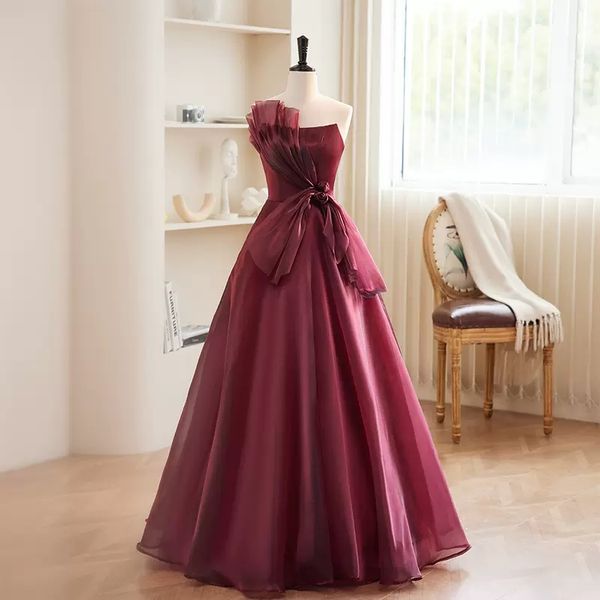 burgundy evening dress ball gown prom gowns organza sweetheart backless floor length runway wearing, Black;red
burgundy evening dress ball gown prom gowns organza sweetheart backless floor length runway wearing, Black;red