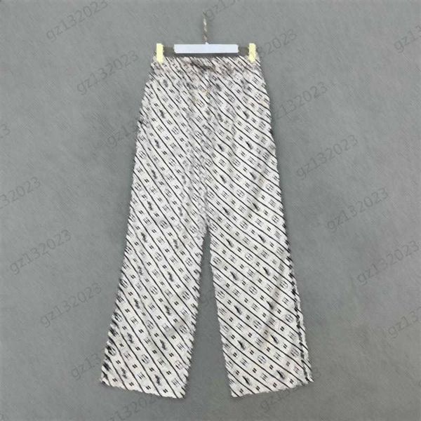 designer pants plaid jacquard design elastic high waist loose casual trousers waist rubber band drawstring design spring and summer thin pan, Black;white
designer pants plaid jacquard design elastic high waist loose casual trousers waist rubber band drawstring design spring and summer thin pan, Black;white